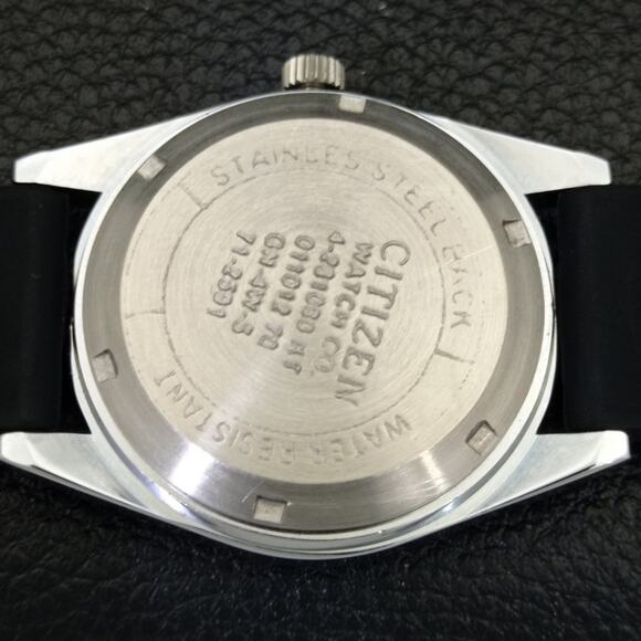 Vintage 1987 Disney Citizen Automatic Mens Silver Watch W/daydate & Yellow accen - Picture 8 of 9